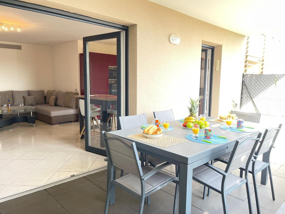 Tres Bel Appartement -Residence Avec Piscine Sur Le Toit Et Vue Panoramique Saint-Raphaël Eksteriør bilde