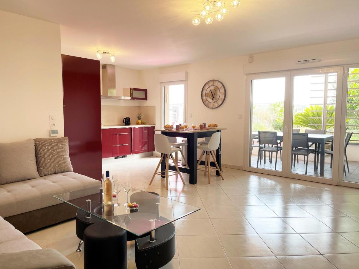 Tres Bel Appartement -Residence Avec Piscine Sur Le Toit Et Vue Panoramique Saint-Raphaël Eksteriør bilde